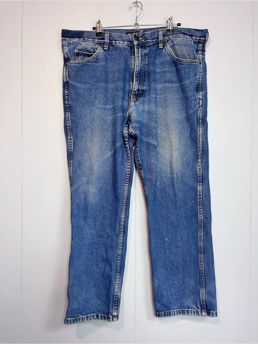 Dakota Men’s Jeans 40x30 Straight Leg Medium Wash